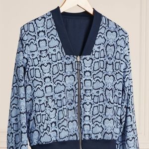 Stella & Dot, blue snake print reversible bomber, Size small